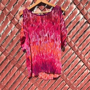 Express | Cold Shoulder Top